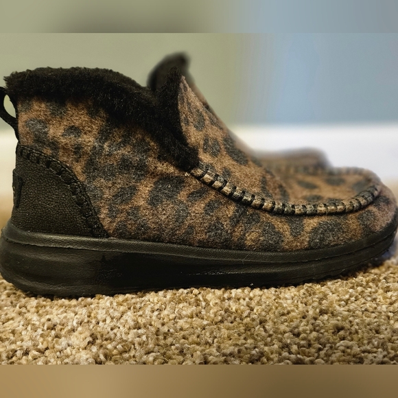 Hey Dude Shoes - Hey Dude Leopard Print Women's Loafers